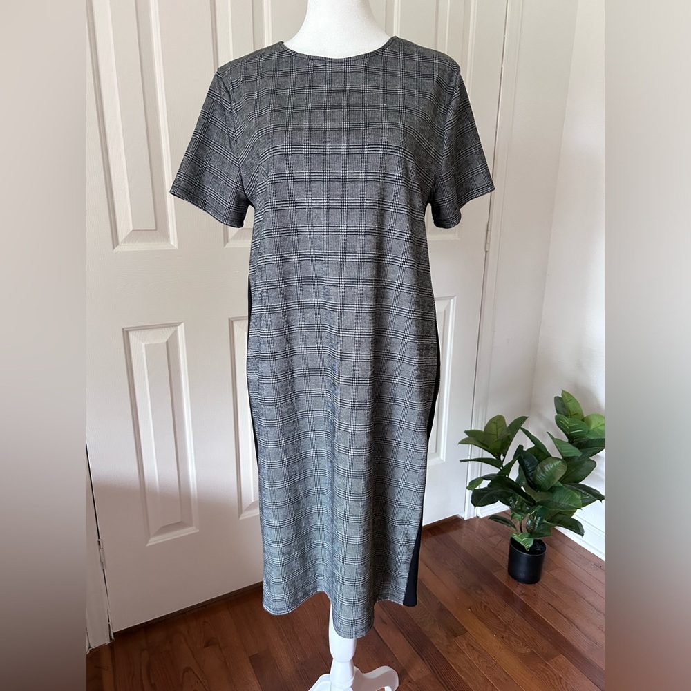 One Clothing Los Angeles | Black & Grey Plaid Shirt Dress | Size Large